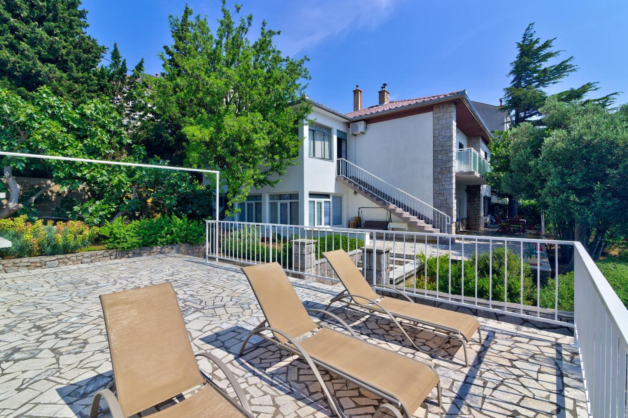 Appartement By The Adela Senj